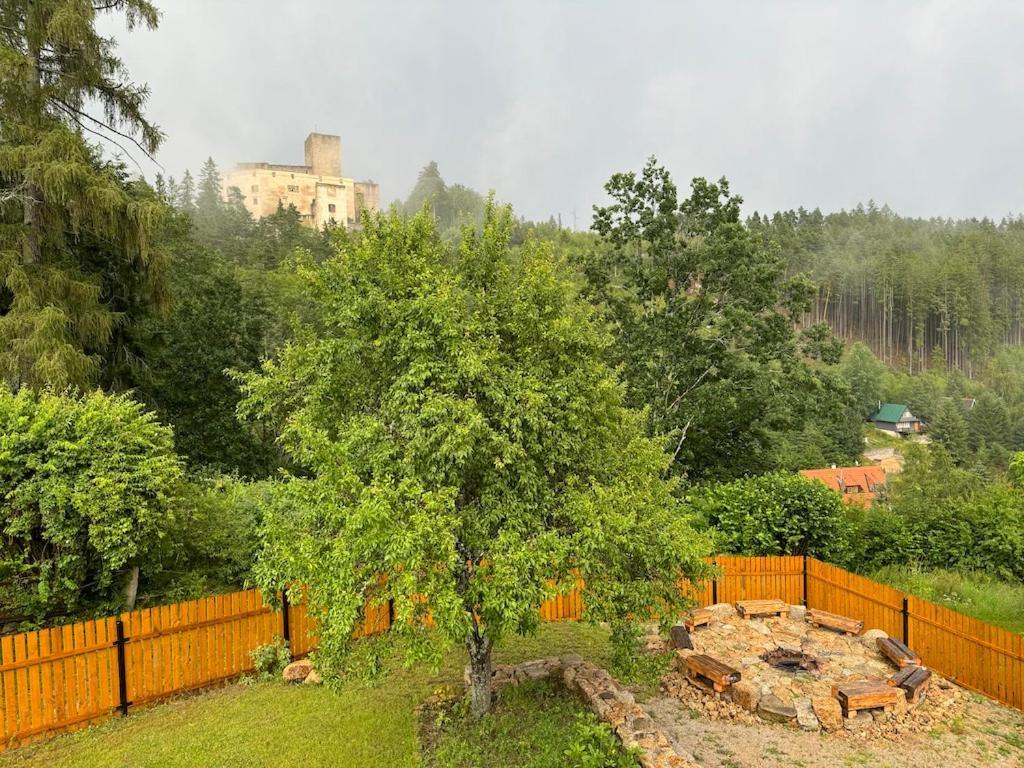 Вилла Podhradi Landstejn Славонице Экстерьер фото